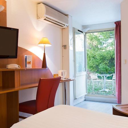 Comfort Hotel Grenoble Meylan Ngoại thất bức ảnh