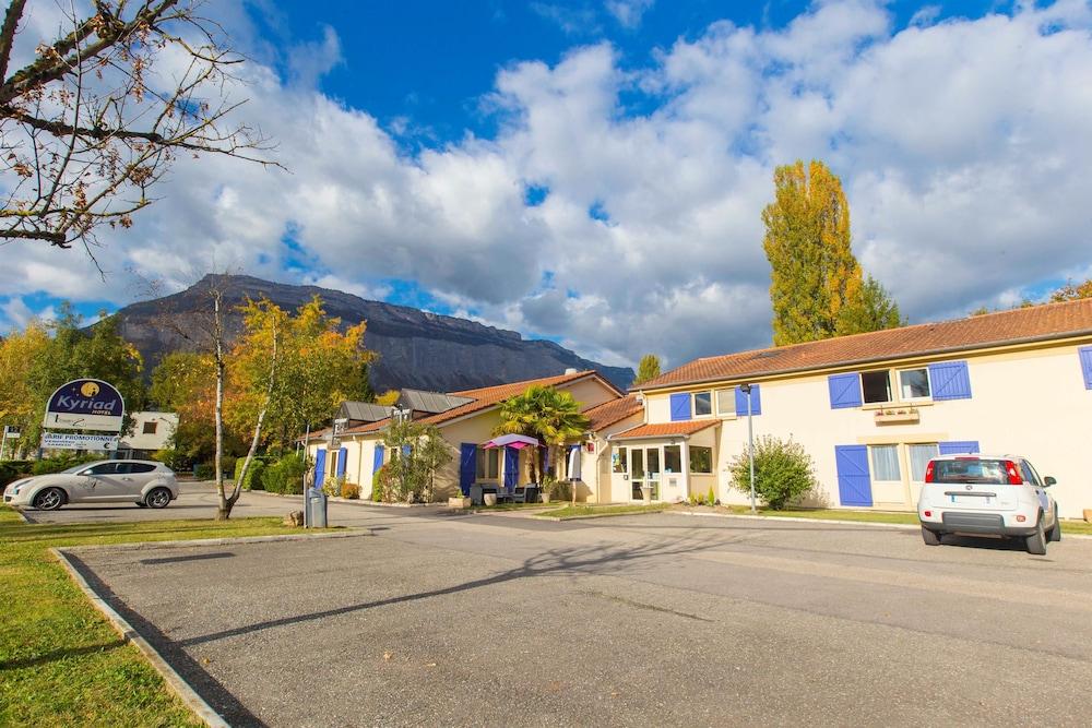 Comfort Hotel Grenoble Meylan Ngoại thất bức ảnh