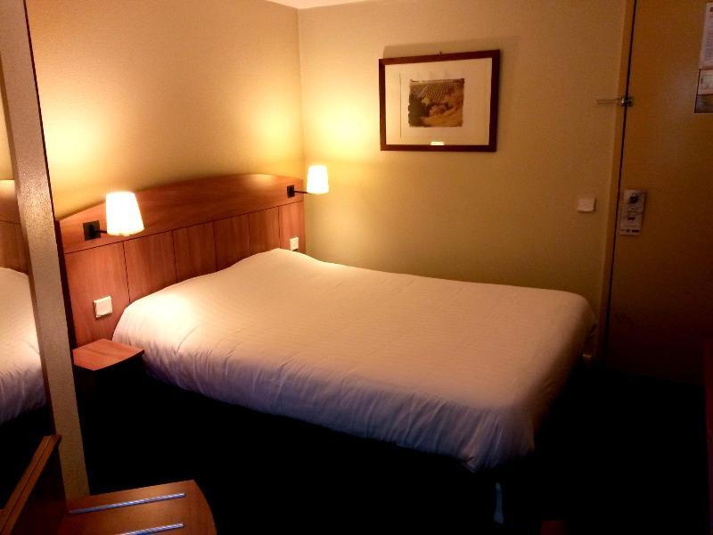 Comfort Hotel Grenoble Meylan Ngoại thất bức ảnh