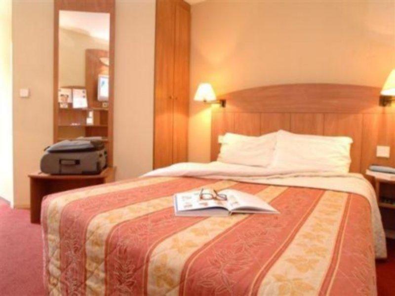 Comfort Hotel Grenoble Meylan Ngoại thất bức ảnh