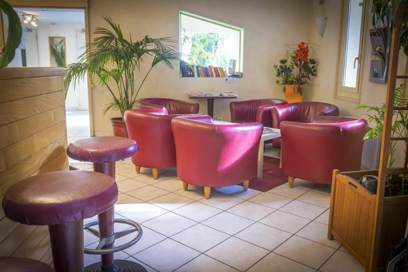 Comfort Hotel Grenoble Meylan Ngoại thất bức ảnh