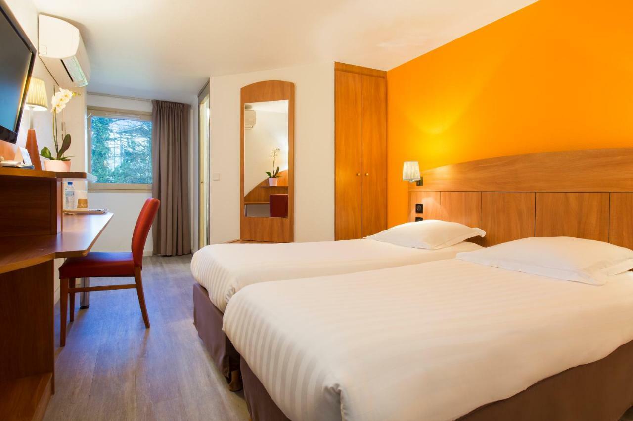 Comfort Hotel Grenoble Meylan Ngoại thất bức ảnh